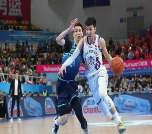 23連勝追平隊(duì)史紀(jì)錄，上海男籃神定氣閑，靜待八強(qiáng)賽對(duì)手出爐