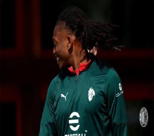 隆戈丨曼聯初步問詢萊奧，米蘭要價