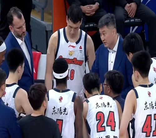 廣東球迷希望輸球，北京男籃趙睿傷病已無大礙，徐昕傷病情況出爐