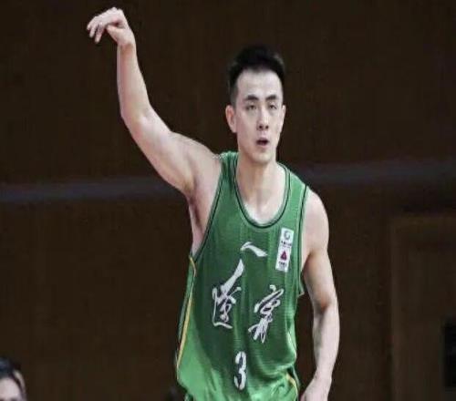 CBA常規(guī)賽MVP候選人名單出爐，胡金秋、賀希寧領(lǐng)銜，徐杰、徐昕、張鎮(zhèn)麟均上榜，趙繼偉無緣榜單