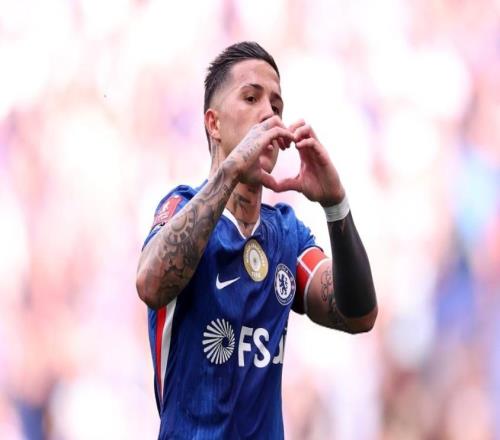 恩佐一劍封喉，切爾西10利茲聯(lián)晉級決賽，大戰(zhàn)曼城欲破6連敗魔咒