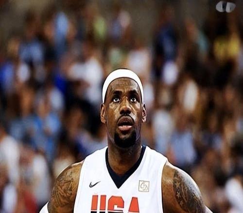 系列賽首組30出爐！湖人頂住反撲，老詹三分救主，父子共創(chuàng)歷史