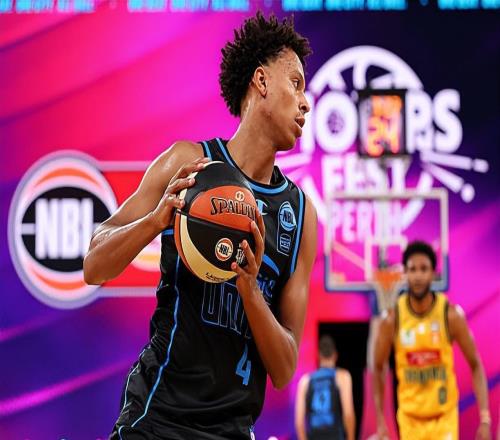 澳洲高潛力側(cè)翼新星不將參加選秀大會(huì)，他是老鷹后場(chǎng)大閘的弟弟