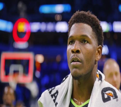 天啊！！愛德華茲整個首輪都不打了！！