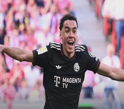 讓3追4！拜仁30分鐘4球逆轉(zhuǎn)，暴露一套令巴黎窒息的冠軍算法