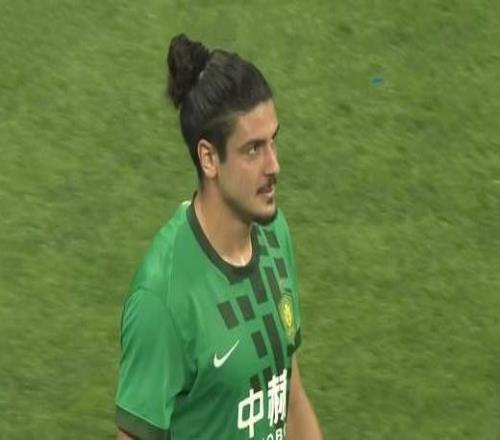 國安3后衛(wèi)出錯，落后只會上張稀哲，主帥主動擔(dān)責(zé)客戰(zhàn)玉昆輸不起