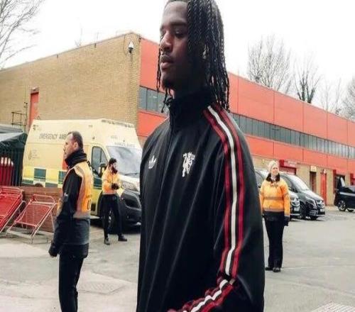 羅馬諾：拉什福德100%想留在巴薩，他相信下賽季能做得更好