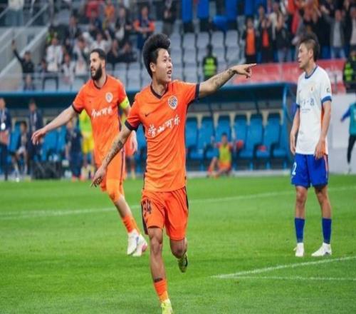 【中超】冷門！多點(diǎn)開花笑傲齊魯?shù)卤群Ｅ?比1泰山