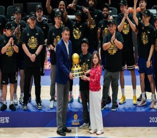 香港金牛：下一站CBA