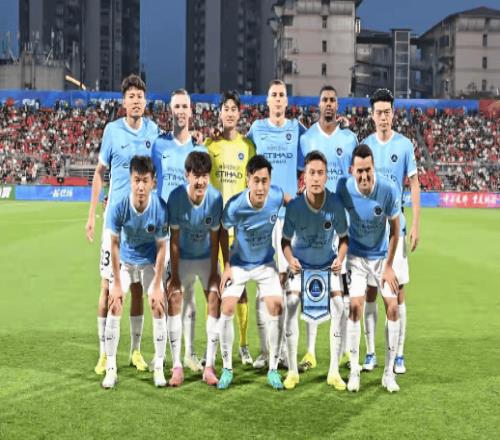 中超積分榜，遼寧鐵人01，遭三連敗，重慶銅梁龍11，無(wú)緣五連勝