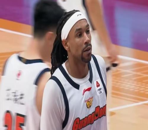 季后賽還未開始，薩林杰已經找好下家薩姆納膝蓋傷勢嚴重