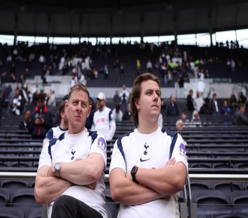 熱刺球迷：看球隊(duì)保級(jí)大戰(zhàn)讓我產(chǎn)生生理性厭惡，降級(jí)也是解脫