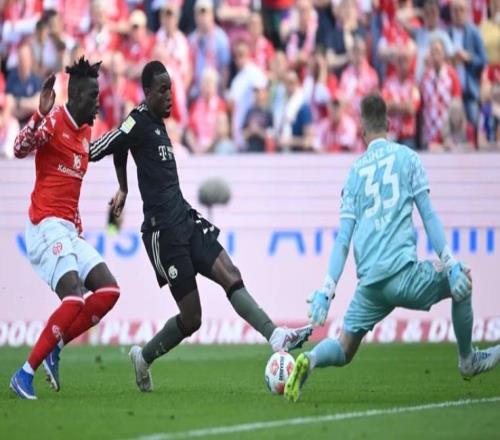 拜仁又創德甲新紀錄！單季客場狂轟50球，杰克遜寫意凌空斬