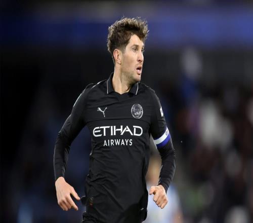 都體：尤文、米蘭和國米都有意斯通斯，已與其經紀人進行談判