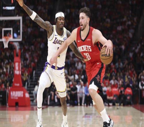 火箭隊(duì)森根開(kāi)玩笑說(shuō)自己搞砸了賽前激勵(lì)演講：說(shuō)另一種語(yǔ)言很難