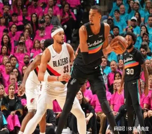 27+11+7，從落后19到狂勝21分，完美發揮，真黑不了一點