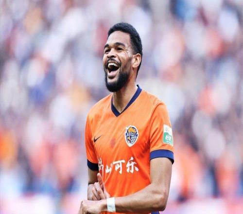 青島海牛41大勝山東泰山，時隔十五年再次笑傲齊魯德比