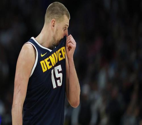 背水一戰(zhàn)復(fù)蘇，約基奇砍下27分12籃板16助攻三雙，正負(fù)值+18