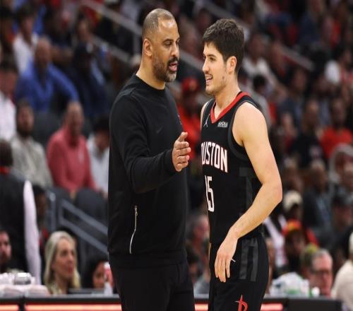 火箭隊主帥對謝潑德在對陣湖人的第四場比賽中的表現，非常滿意