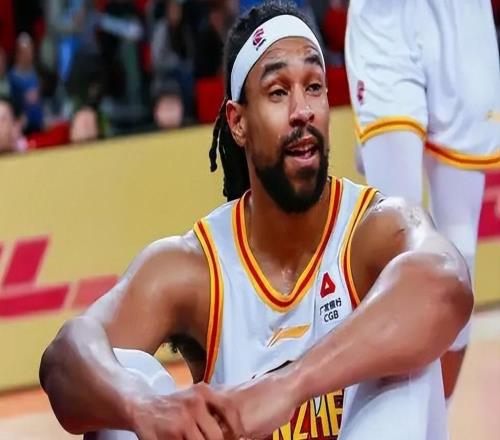 CBA爆雷！薩林杰季后賽前暗簽新隊，杜鋒不聽提醒終被坑