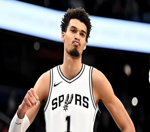 就在今天！NBA過去80年季后賽歷史記錄，被22歲的文班輕松達(dá)成了