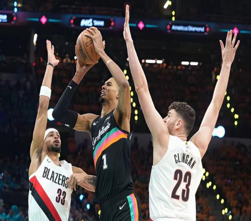 開拓者兩場比賽都是領先十幾分被逆轉，克林根難堪大用！