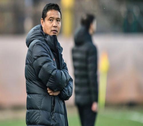 中甲：廣東德比，張效瑞首秀！廣州豹江東狼爭榜首，韓國教頭對話