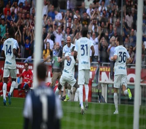 一場比賽，雙里程碑！