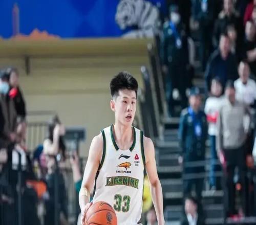 遼寧G1半場碾壓山東！3首發+替補齊輸出，山東僅靠外援無防守！