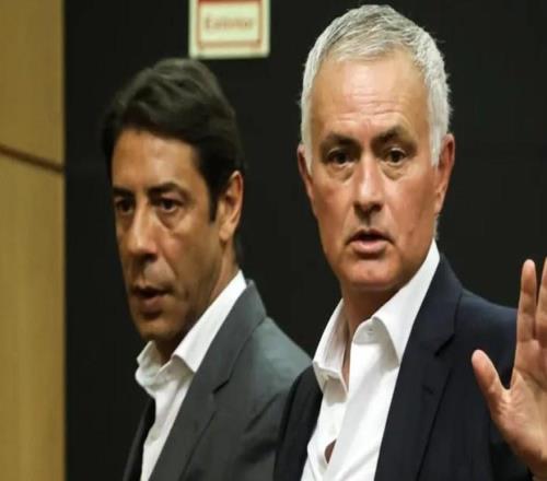 記錄報：盡管外界傳聞不斷，本菲卡依舊堅信穆帥會留隊