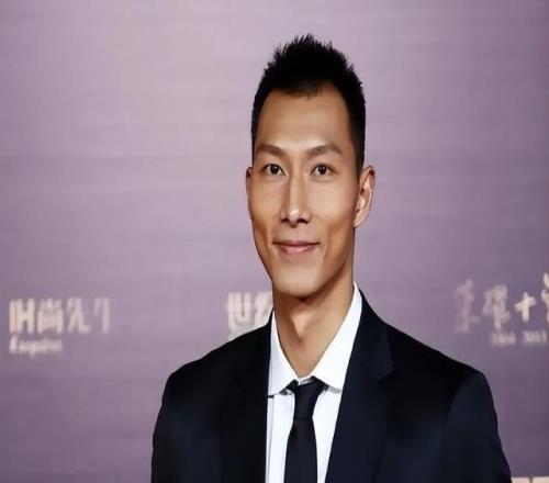 10年前，易建聯花1000萬在洛杉磯買下豪宅，如今出售市值多少