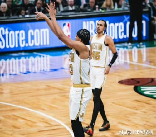 誰敢相信！去年跟腱撕裂，今年滿血回歸，季后賽場均24分