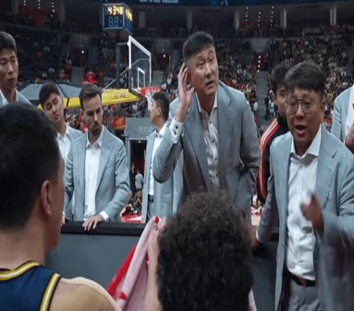 G1爆冷贏廣東隊17分！沒想到賽后廣州主教練這樣說，杜鋒無地自容