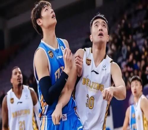 邱彪帥位告急！山東兩賽季無緣前八，北控換帥瞄準首鋼舊帥