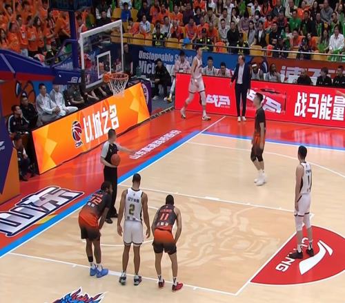 CBA12進8：廣州男籃6人上雙客勝廣東，遼寧力克山東搶占先機