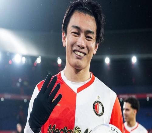 記者：熱刺詢價日本前鋒上田綺世球員25球領跑荷甲射手榜