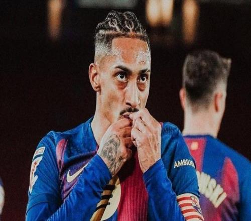 世體：拉菲尼亞今日前往體育城接受治療，他對復(fù)出自信滿滿