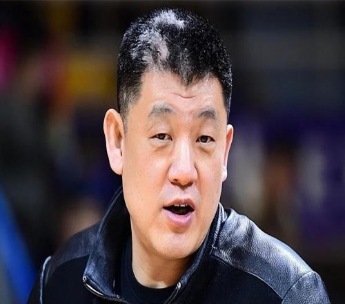 球隊瀕臨解散，他押上全部家當！孫軍到底為吉林籃球拼了多少