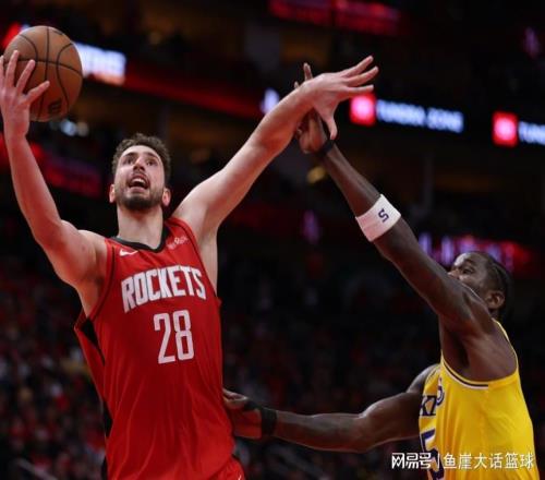 5+8，火箭兩大敗因出爐！烏度卡談杜蘭特把話挑明，申京難堪大任