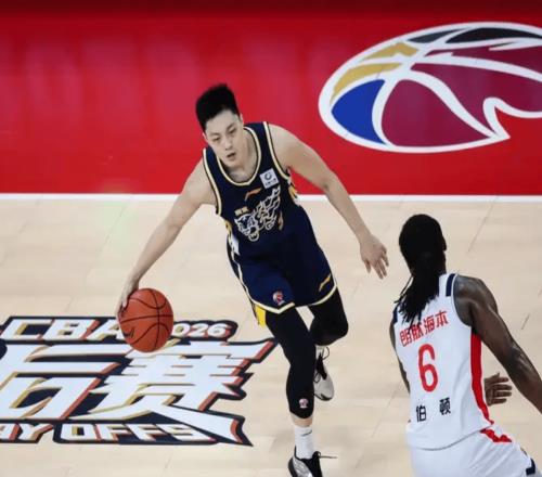 廣東10分險勝廣州！胡明軒15+4，崔永熙關鍵三分，此人雖敗猶榮