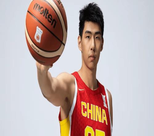喜訊！徐昕收到馬刺試訓邀請函想給文班亞馬尋找替補內線