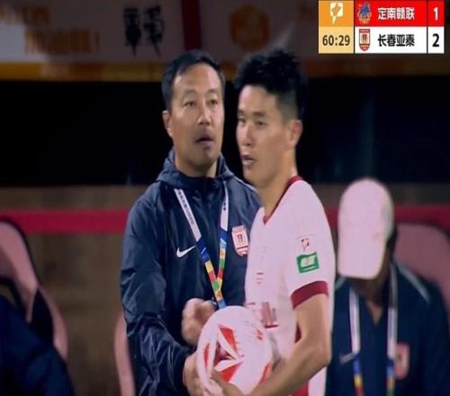亞泰隊范厚泰完成職業聯賽首秀，去年他曾獲得“蘇超”MVP