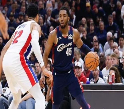 米切爾43+5哈登24+11+4斷騎士主場擊敗活塞