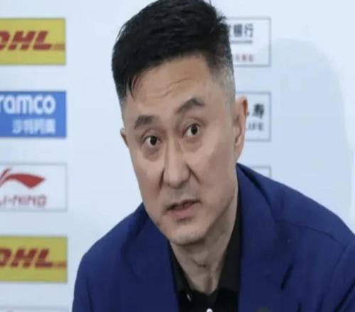 郭艾倫解說：杜導現在是老教練了，不管輸贏都面不改色心不跳