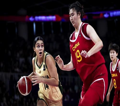 她為張子宇打樣！李月汝替補出戰(zhàn)4分鐘僅3分女姚明或不適合WNBA