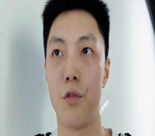 CBA三消息：胡明軒曝假期計劃，徐杰寵粉小球迷，胡金秋傷病出爐