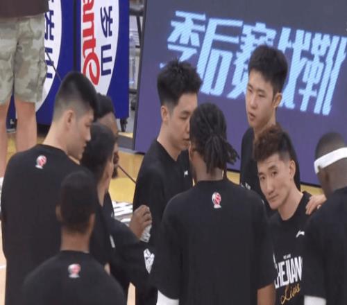 破案！迪亞洛撞傷胡金秋原因找到，王仕鵬怒批，閆軍自信判罰