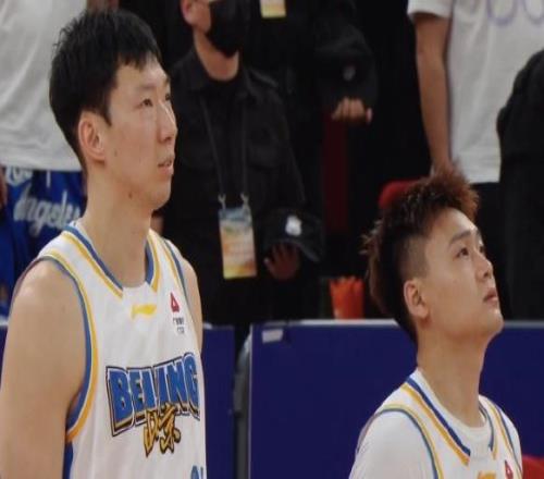 拒絕逆轉！上海5分險勝北京：張鎮麟關鍵球，周琦空砍13分9板