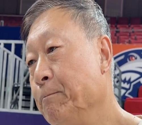 李秋平：上海隊今年爭冠希望很大，球員在場上重點要大膽、果斷