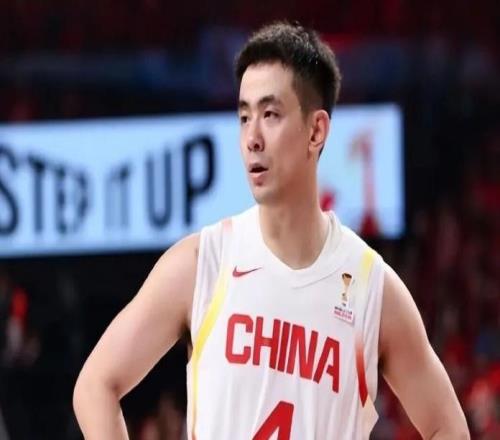 遼寧男籃動態更新！趙繼偉新工作上任，烏戈開始挑選新球員，張陳治鋒赴美與楊翰森一起特訓